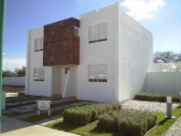 Excelente casa en privado con vigilancia las 24 hr en León, Guanajuato