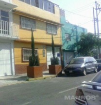 Funcional casa en Metropolitana 3a. secc en Ciudad Nezahualcoyotl, México