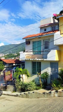 GANE HERMOSA CASA EN CUMBRES DE FIGUEROA en Acapulco de Juárez, Guerrero