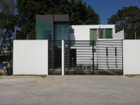 CASA MINIMALISTA EN FRACC CUAUTLA $1,750,000 en CUAUTLA, Morelos