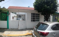 Practica y amplia casa 1 nivel en EL Paraisoo en Cuautitlán, México