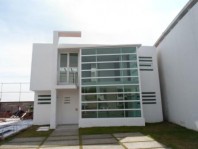 Residencia Nueva en Condominio en Metepec, Mexico
