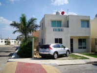 HERMOSA Y FUNCIONAL CASA  EN FRACC. PRIVADO en Mérida, Yucatán