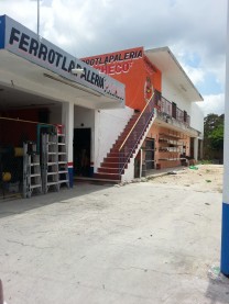 locales comerciales con estacionamiento y bodega en merida, Yucatan