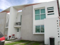 Bonita residencia en fraccionamiento en Metepec, Mexico