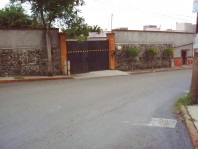 PRECIOSO TERRENO A 300 METROS DEL FRACCIONAMIENTO BURGOS DE CUERNAVACA en EMILIANO ZAPATA, Morelos