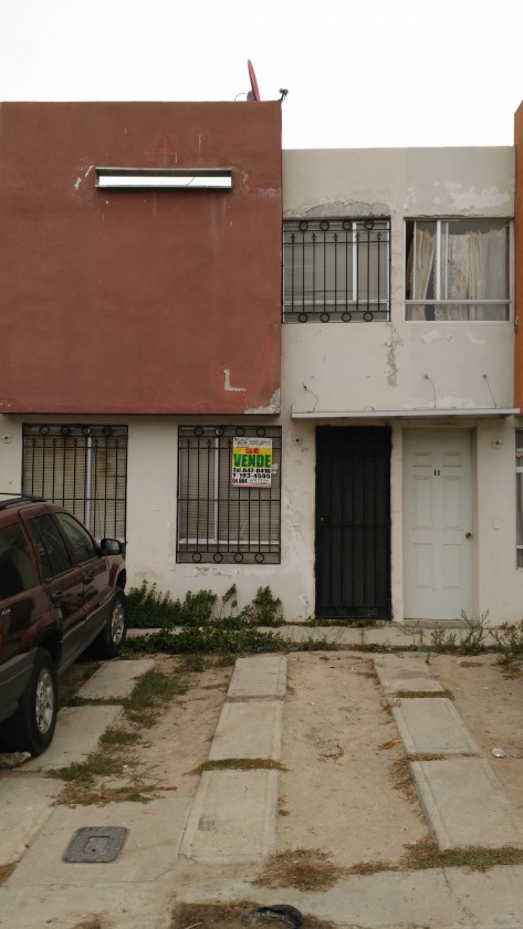 Casa en venta en Los Valles, Tijuana 31251 | Habítala