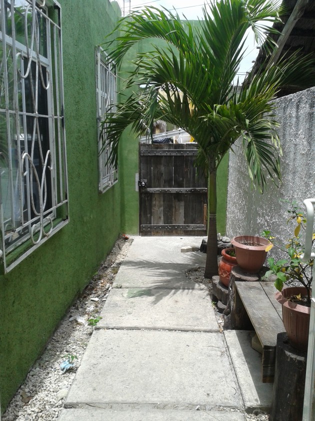 casa  villas morelos  1 con local y/o garage  3 hb en Benito Juárez, Quintana Roo 