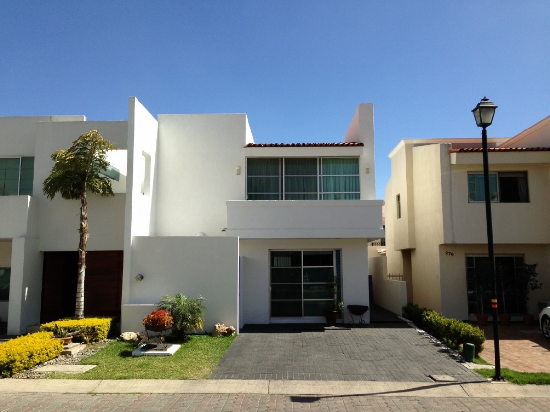 Casa en venta en Tlajomulco de Zúñiga 12799 | Habítala