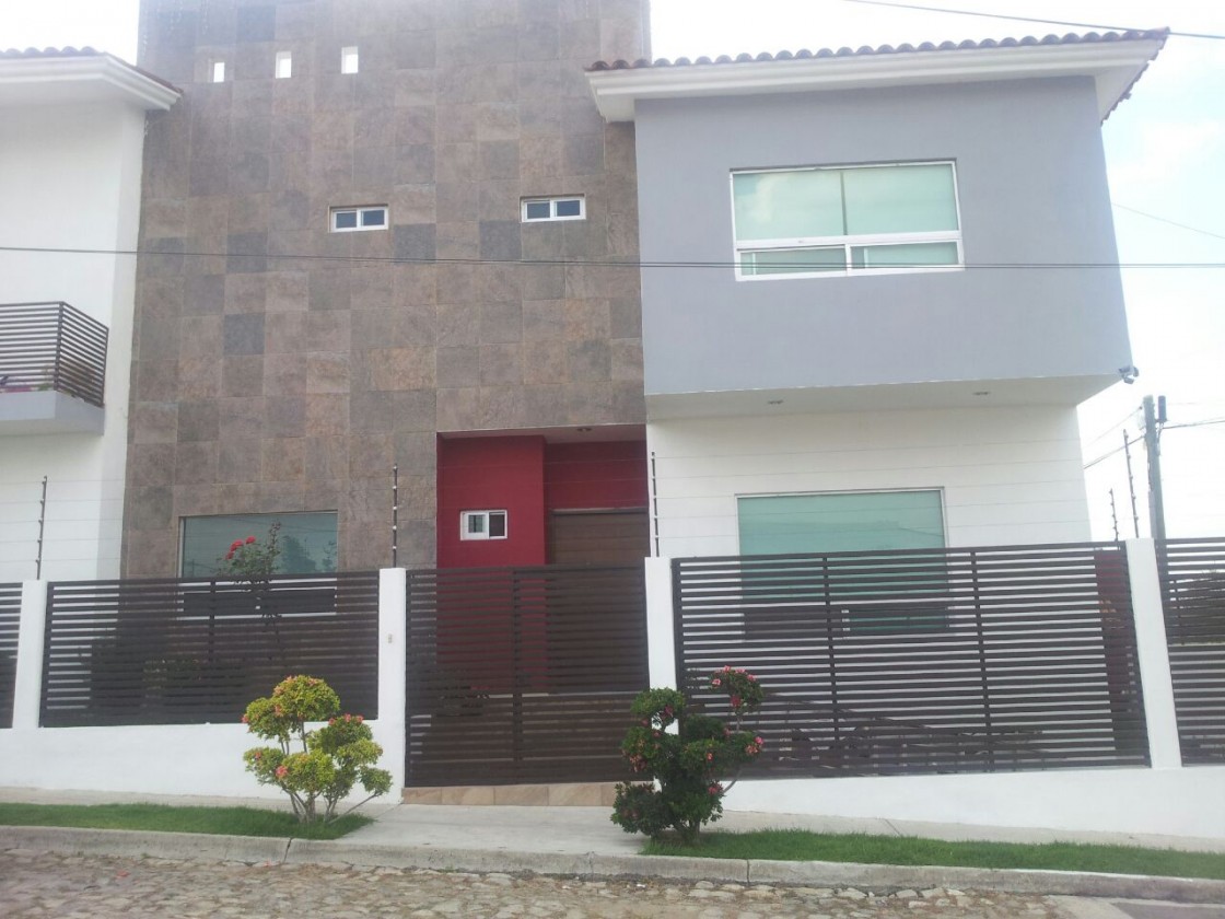 Casa en venta en San Agustin, Tlajomulco de Zúñiga 33364 | Habítala