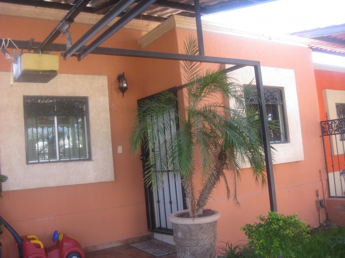 Casa en venta en los manantiales, hermosillo 10654 | Habítala