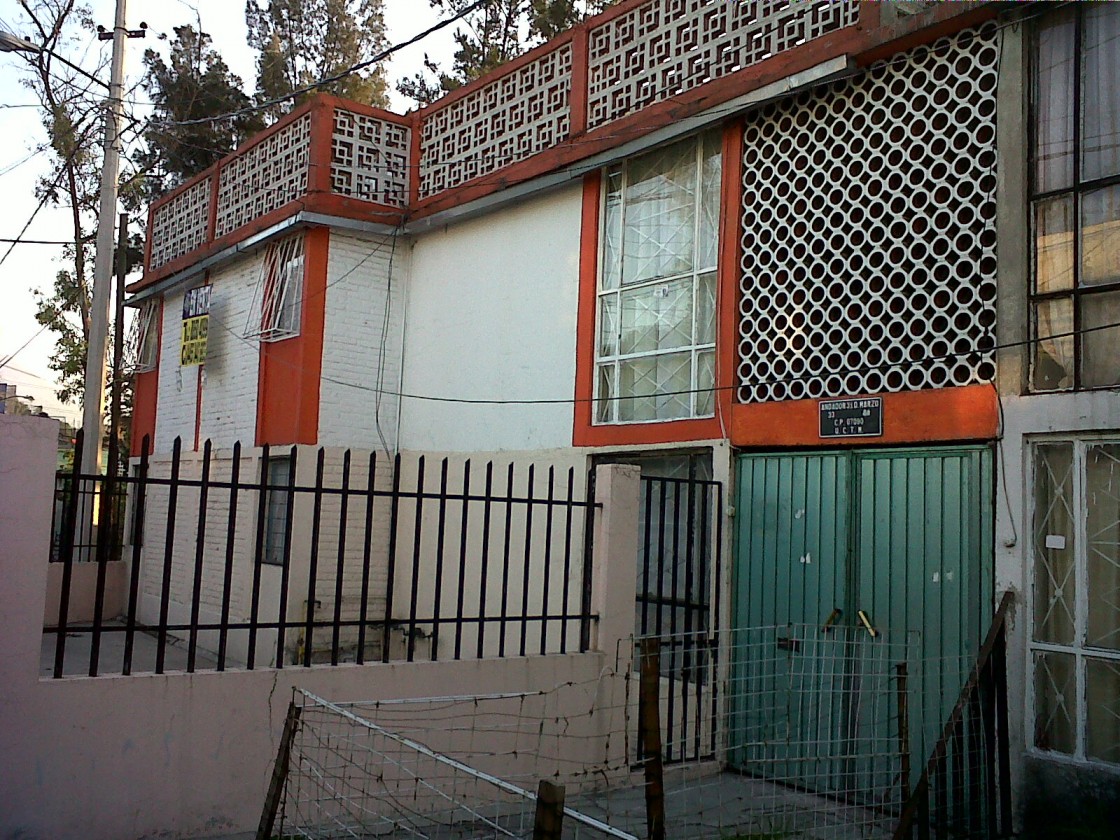Casa en venta en CTM Atzacoalco, Gustavo A. Madero 4750 | Habítala