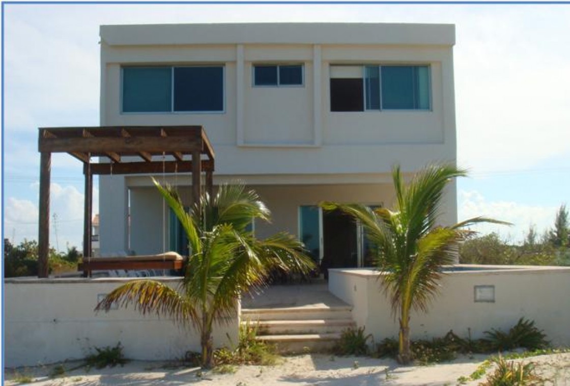 Hermosa casa con vista al mar en playa San Benito en merida, Yucatan 