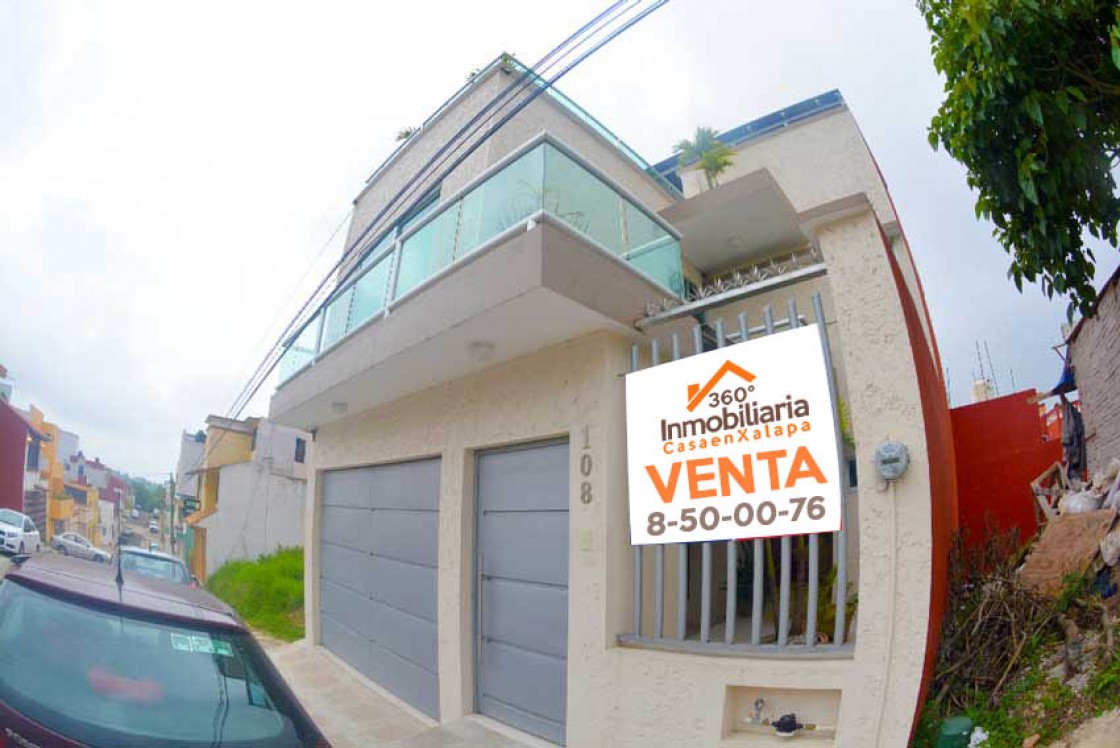 Casa en venta en fraccionamiento Loma de Oro, por en Xalapa-Enríquez, Veracruz de Ignacio de la Llave 