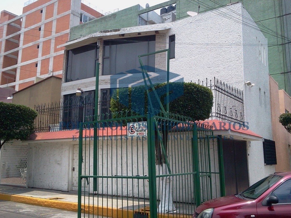 Remate Casa en Paeos de Taxqueña en Ciudad de México, Distrito Federal 