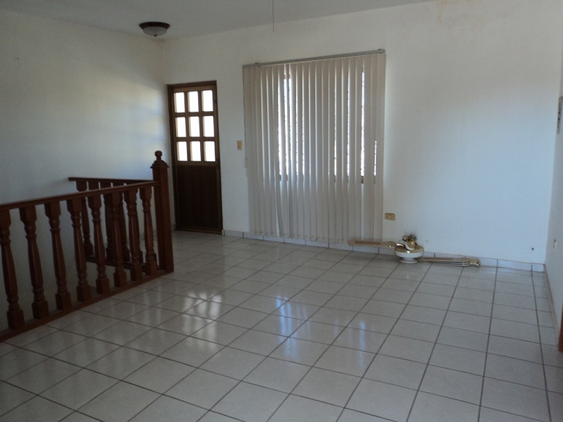 Casa en venta en Lomas Del Valle, Guamúchil 27485 | Habítala