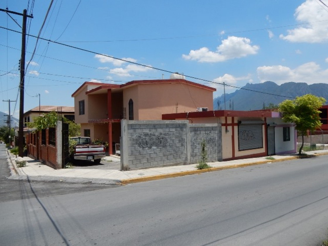 Casa en venta en Ciudad Santa Catarina 33213 | Habítala