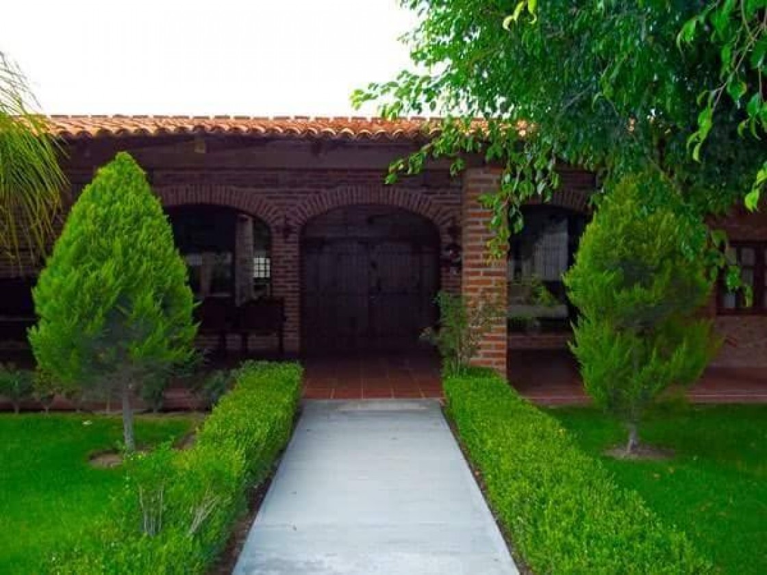 precioso Rancho, Granja y Quinta, con 2 casas herm en Tlajomulco de Zúñiga, Jalisco 