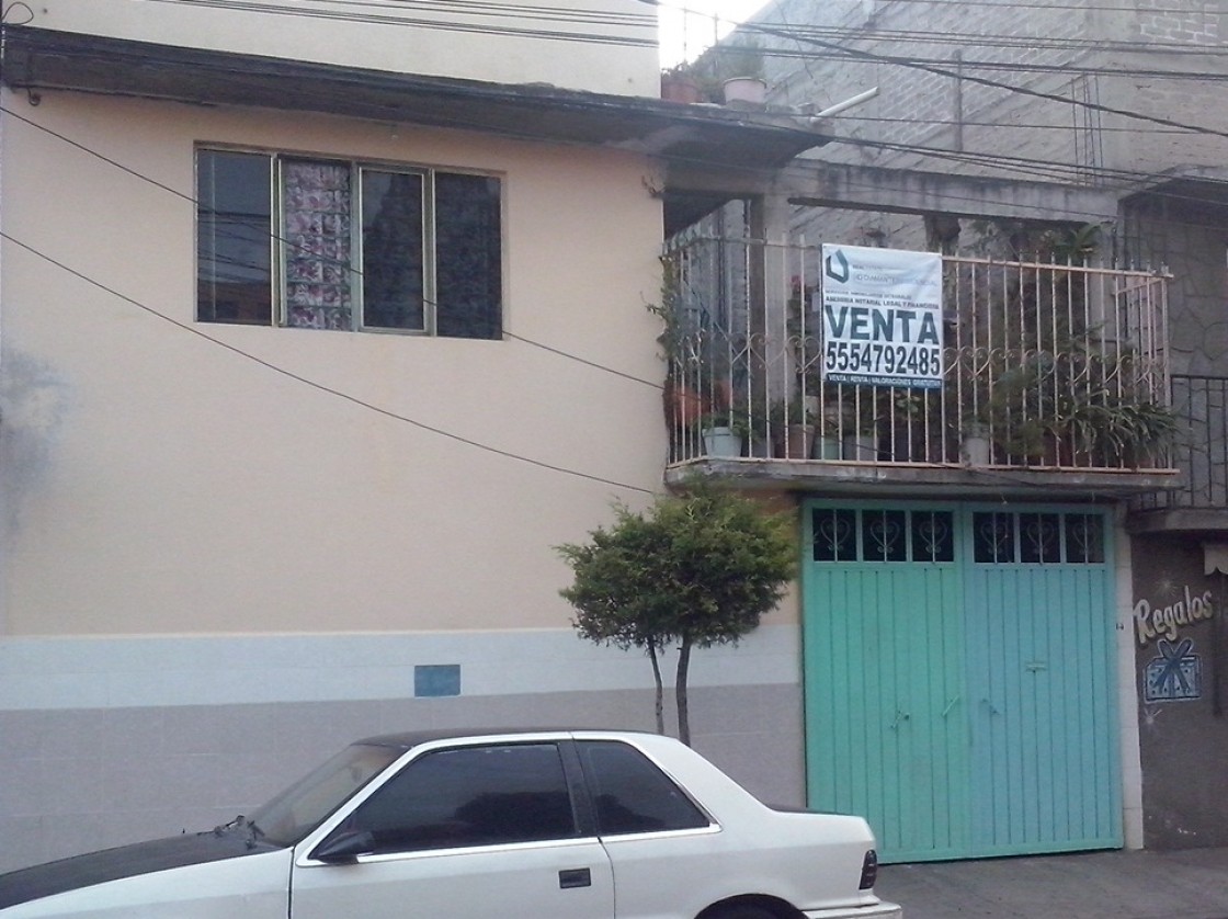 Casa en Venta con 8 Deptos Independientes en Ciudad de México, Distrito Federal 