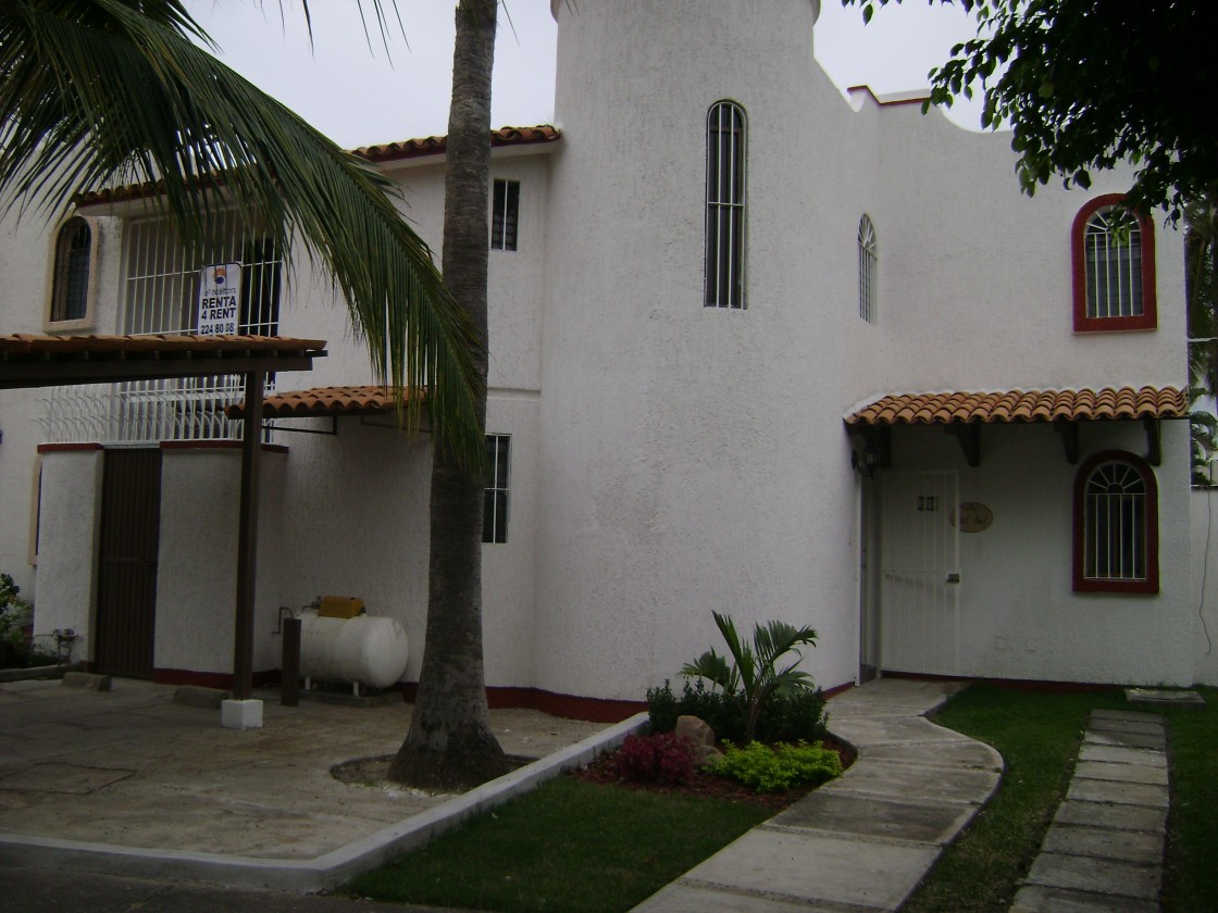 Casa en renta en Marina Vallarta, Puerto Vallarta 2209 | Habítala