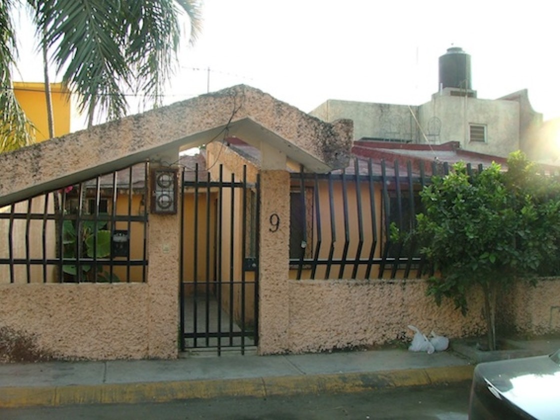 Casa con 2 frentes y local comercial en Cuernavaca, Morelos 