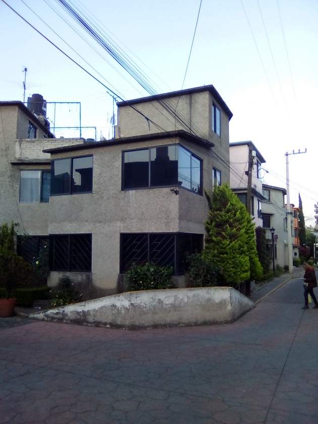 se vende casa en unidad tv11 en santiago tepacatla en Ciudad de México, Distrito Federal 