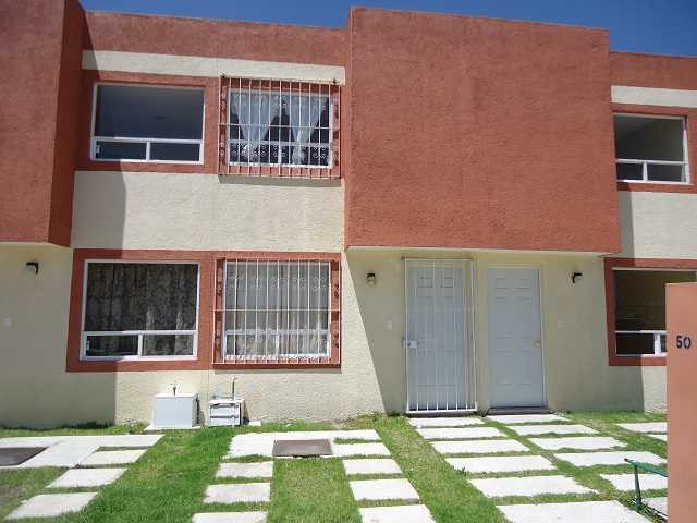 Casa en renta en San Francisco Ocotlan, Coronango 26686 | Habítala