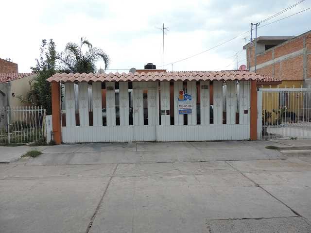 Casa en venta en Vista del Sol, Aguascalientes 27244 | Habítala